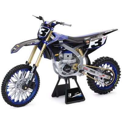 Moto 1:6° Yamaha 450 YZF E. TOMAC